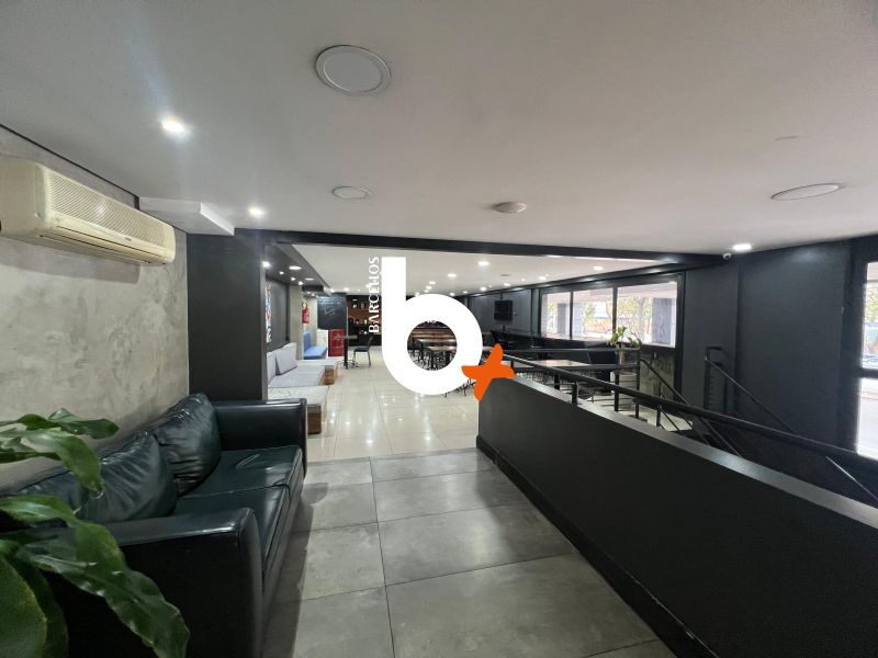 Apto com 1 quarto, 1 banheiro e 27m² à venda no bairro Cidade Baixa, Porto Alegre