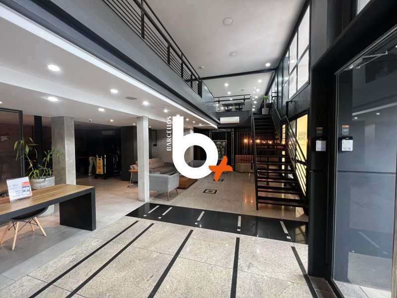 Apto com 1 quarto, 1 banheiro e 27m² à venda no bairro Cidade Baixa, Porto Alegre