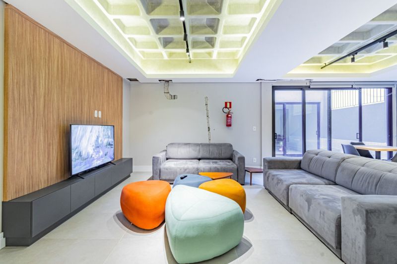 Apto com 1 quarto e 1 banheiro à venda no bairro Centro, Porto Alegre
