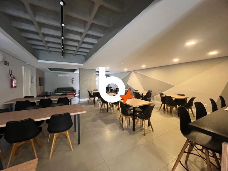 Apto com 1 quarto e 1 banheiro à venda no bairro Centro, Porto Alegre