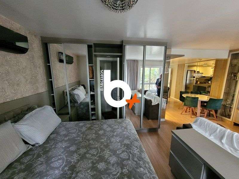 Apto com 1 quarto, 2 banheiros e 58m² à venda no bairro Centro, Porto Alegre