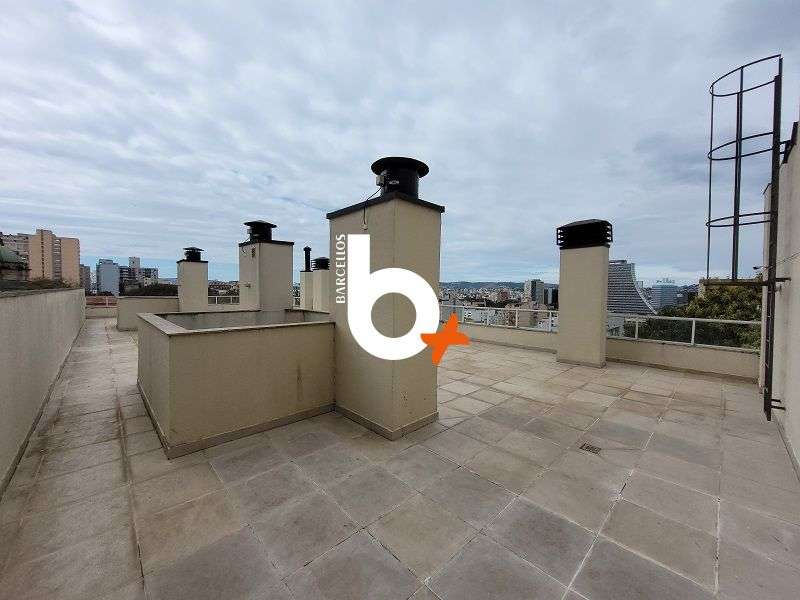 Apto com 1 quarto, 2 banheiros e 58m² à venda no bairro Centro, Porto Alegre