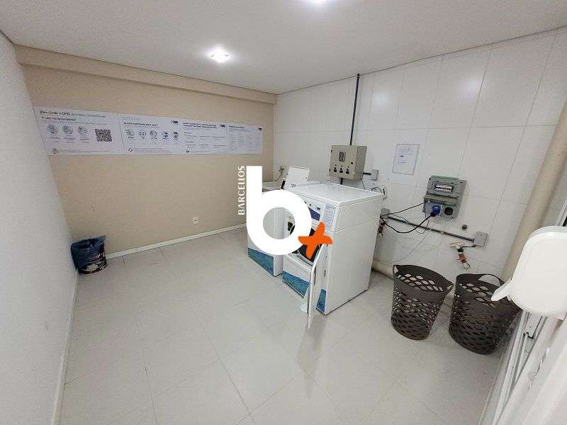 Apto com 1 quarto, 2 banheiros e 58m² à venda no bairro Centro, Porto Alegre