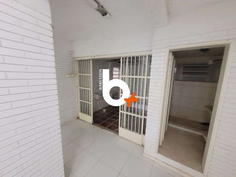 Apto com 2 quartos, 2 banheiros e 73m² à venda no bairro Centro, Porto Alegre