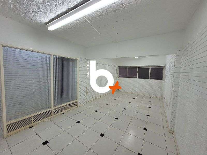 Apto com 2 quartos, 2 banheiros e 73m² à venda no bairro Centro, Porto Alegre