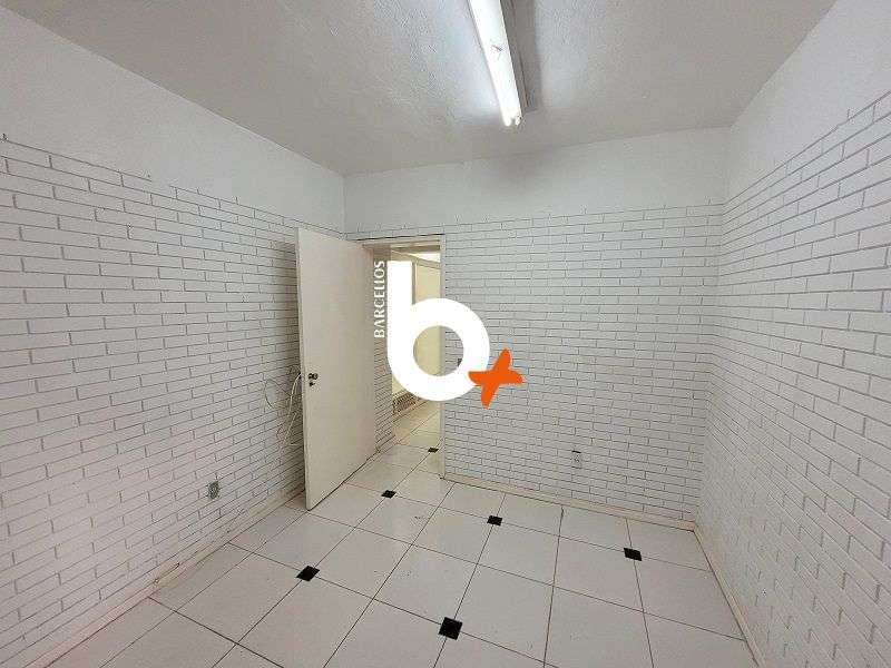 Apto com 2 quartos, 2 banheiros e 73m² à venda no bairro Centro, Porto Alegre
