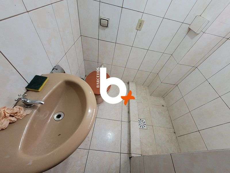 Apto com 2 quartos, 2 banheiros e 73m² à venda no bairro Centro, Porto Alegre