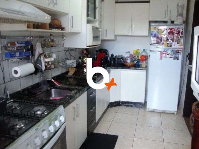 Apto com 2 quartos, 1 banheiro e 72m² à venda no bairro Sarandi, Porto Alegre