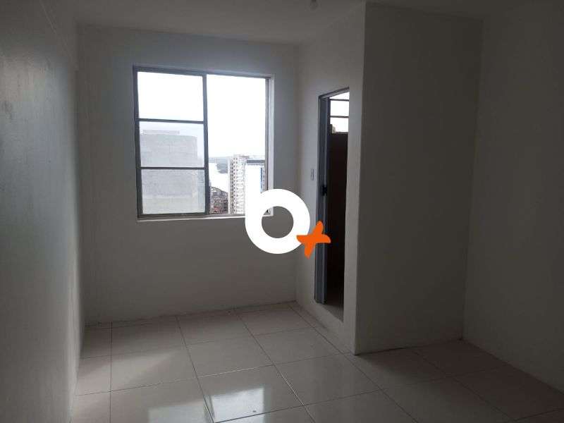Sala com 1 quarto, 1 banheiro e 22m² à venda no bairro Centro, Porto Alegre