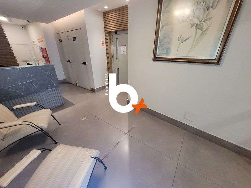 Conjunto com 2 quartos, 1 banheiro e 60m² à venda no bairro Auxiliadora, Porto Alegre