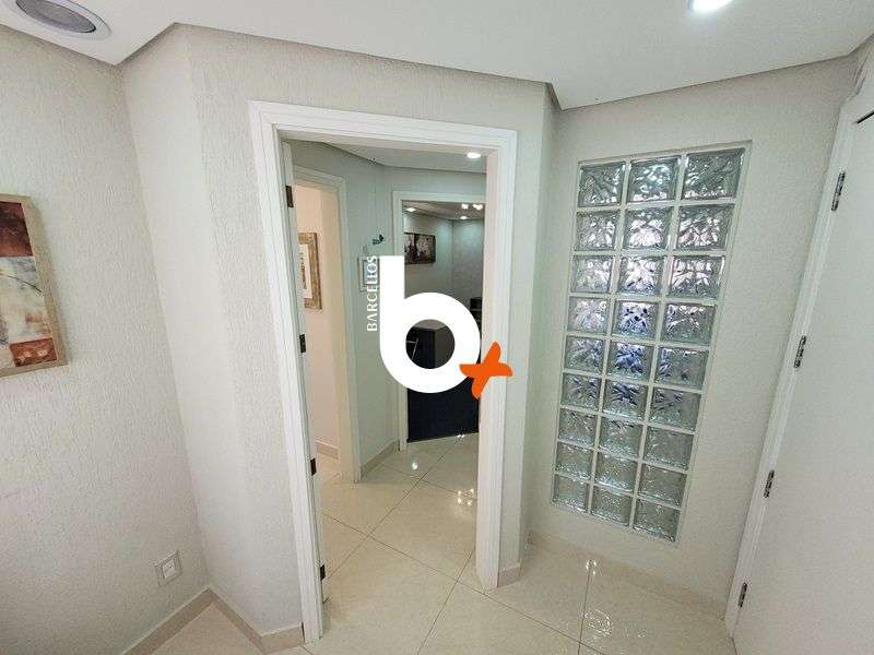 Conjunto com 2 quartos, 1 banheiro e 60m² à venda no bairro Auxiliadora, Porto Alegre