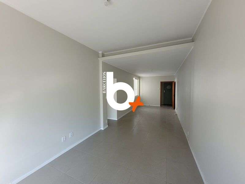 Apto com 2 quartos, 1 banheiro e 65m² à venda no bairro Centro, Porto Alegre