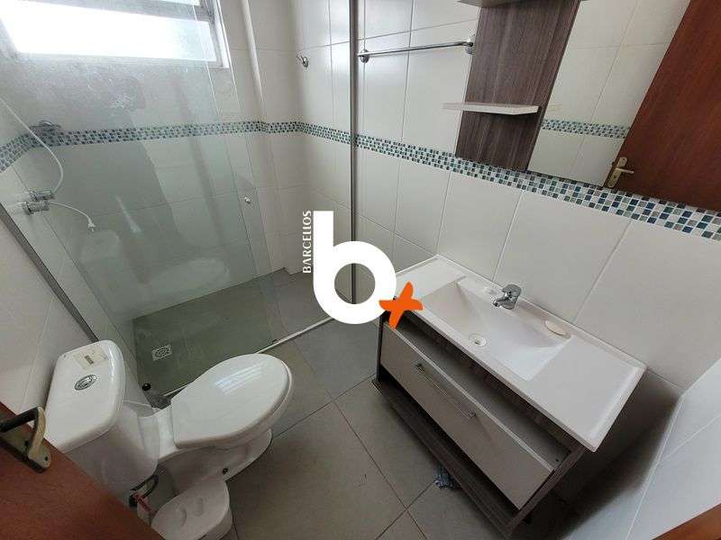 Apto com 2 quartos, 1 banheiro e 65m² à venda no bairro Centro, Porto Alegre