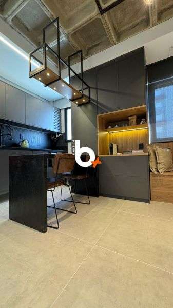 Apto com 1 quarto, 1 banheiro e 25m² à venda no bairro Centro, Porto Alegre