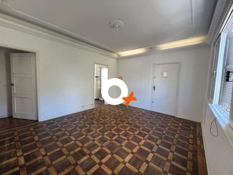 Apto com 3 quartos, 1 banheiro e 97m² à venda no bairro Independencia, Porto Alegre