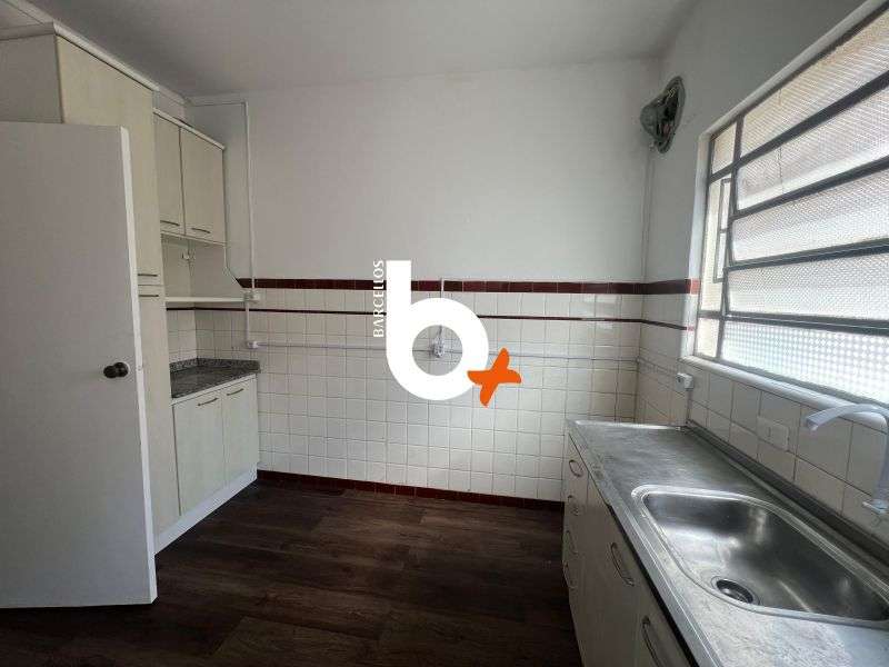 Apto com 3 quartos, 1 banheiro e 97m² à venda no bairro Independencia, Porto Alegre