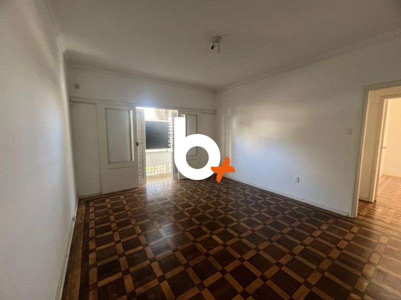 Apto com 3 quartos, 1 banheiro e 97m² à venda no bairro Independencia, Porto Alegre