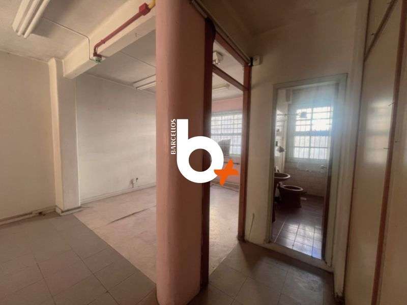 Sala com 1 banheiro e 80m² à venda no bairro Centro, Porto Alegre