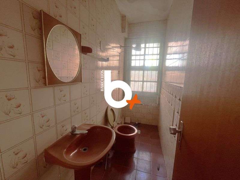 Sala com 1 banheiro e 80m² à venda no bairro Centro, Porto Alegre