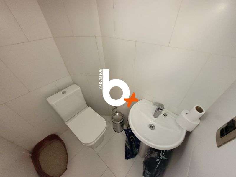 Apto com 3 quartos, 2 banheiros e 156m² à venda no bairro Centro, Porto Alegre