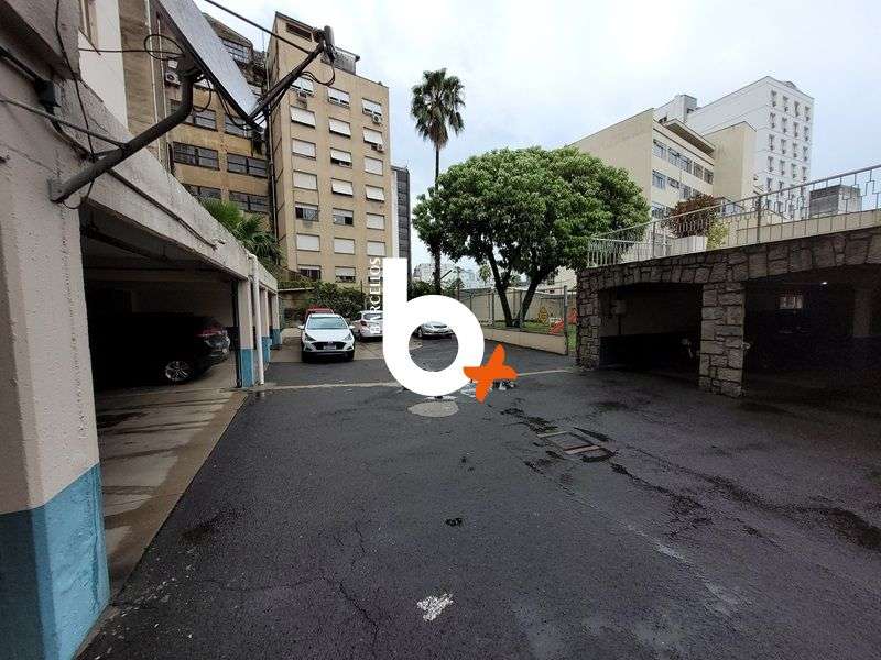 Apto com 3 quartos, 2 banheiros e 156m² à venda no bairro Centro, Porto Alegre