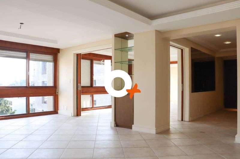 Apto com 3 quartos, 3 banheiros e 221m² à venda no bairro Mont Serrat, Porto Alegre