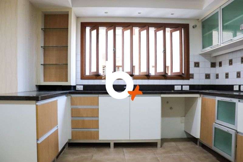 Apto com 3 quartos, 3 banheiros e 221m² à venda no bairro Mont Serrat, Porto Alegre