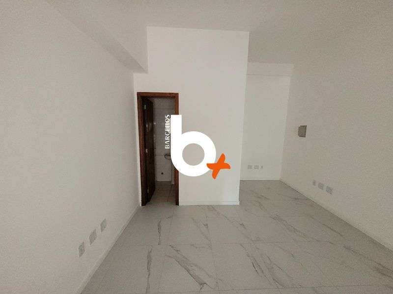 Loja com 1 banheiro e 25m² à venda no bairro Cidade Baixa, Porto Alegre