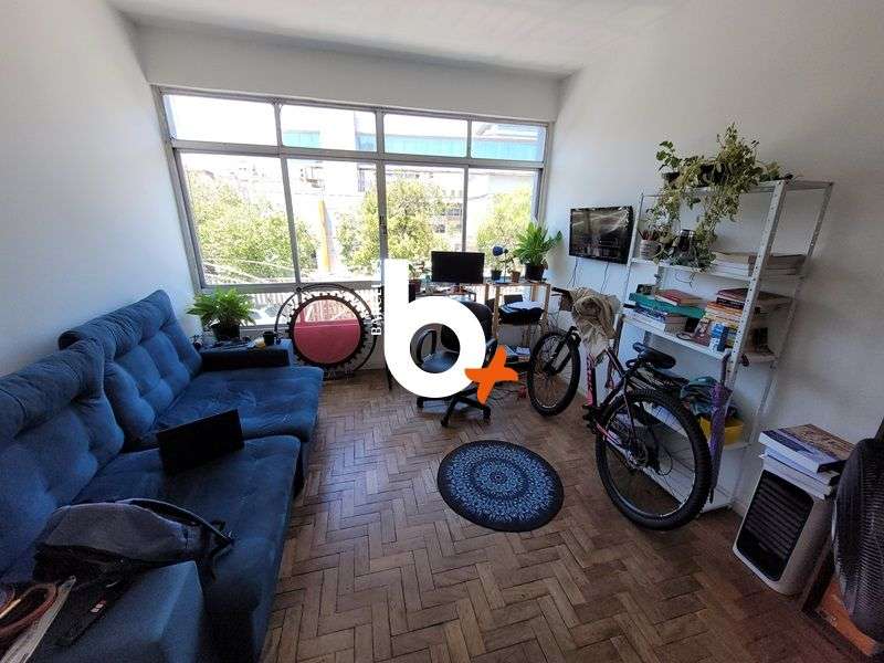 Apto com 1 quarto, 1 banheiro e 45m² à venda no bairro Cidade Baixa, Porto Alegre
