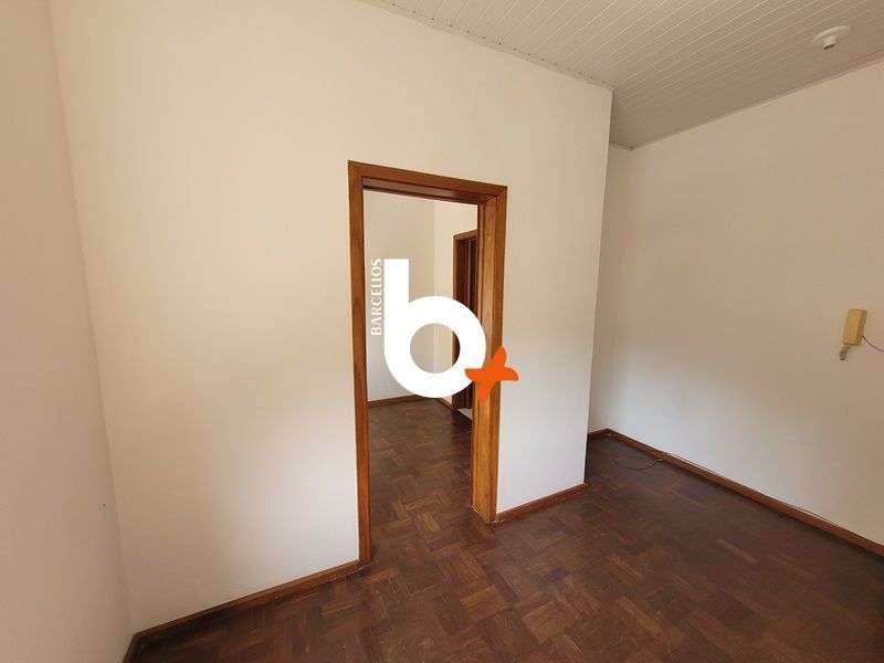Apto com 1 quarto, 1 banheiro e 28m² à venda no bairro Centro, Porto Alegre
