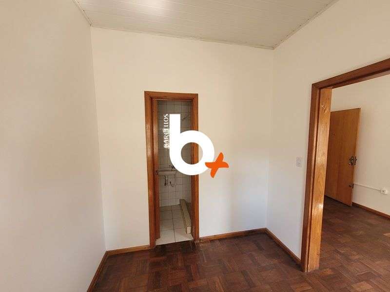 Apto com 1 quarto, 1 banheiro e 28m² à venda no bairro Centro, Porto Alegre