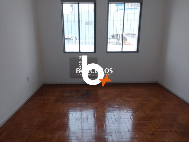 Apto com 3 quartos, 1 banheiro e 0m² à venda no bairro Passo D Areia, Porto Alegre