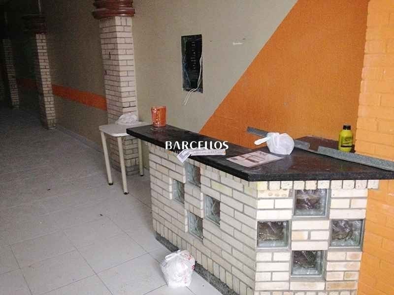 LOJA NA RUA DOS ANDRADAS PROXIMO A PRAÇA DOM FELICIANO