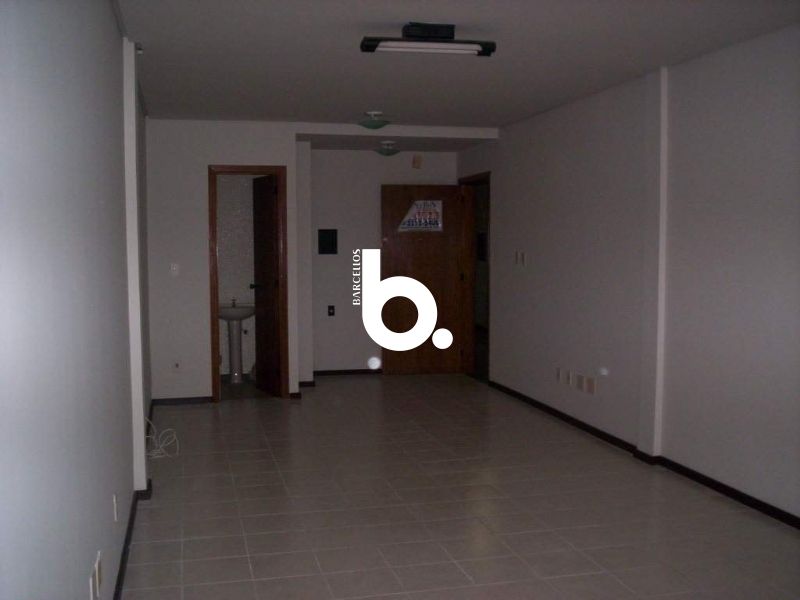 SALA COMERCIAL PROXIMO A OSVALDO ARANHA