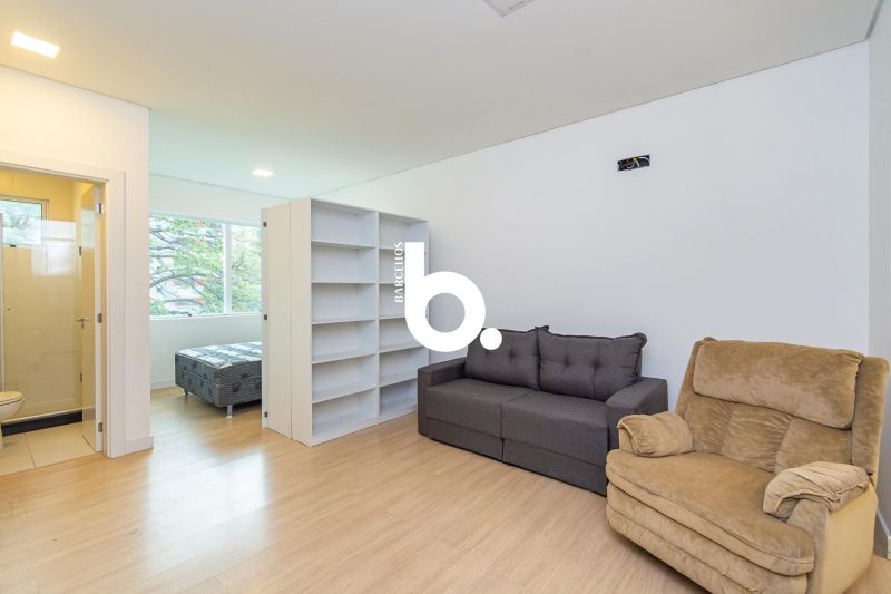 Apartamento Mobiliado de 1 Dormitório com 37m² Próximo à UFRGS no Centro Histórico