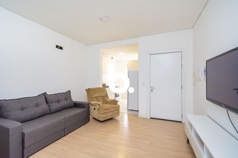 Apartamento Mobiliado de 1 Dormitório com 37m² Próximo à UFRGS no Centro Histórico