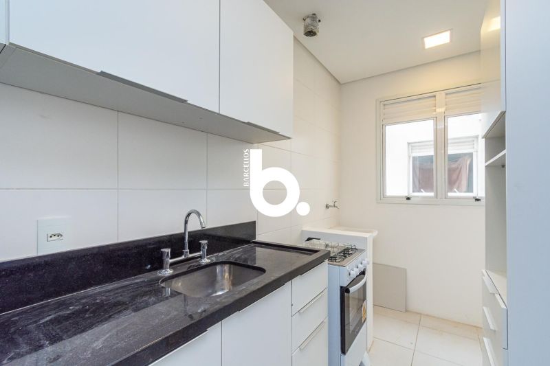 Apartamento Mobiliado de 1 Dormitório com 37m² Próximo à UFRGS no Centro Histórico
