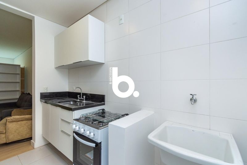 Apartamento Mobiliado de 1 Dormitório com 37m² Próximo à UFRGS no Centro Histórico