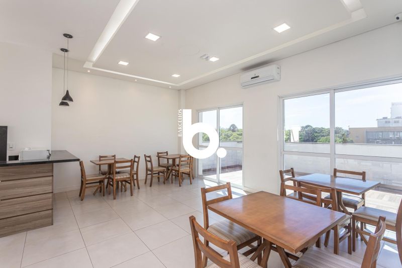 Apartamento Mobiliado de 1 Dormitório com 37m² Próximo à UFRGS no Centro Histórico