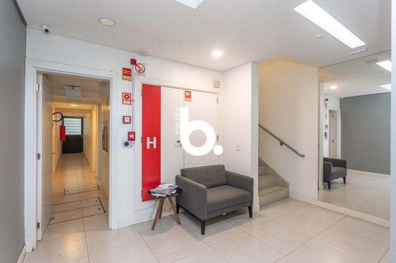 Apartamento Mobiliado de 1 Dormitório com 37m² Próximo à UFRGS no Centro Histórico