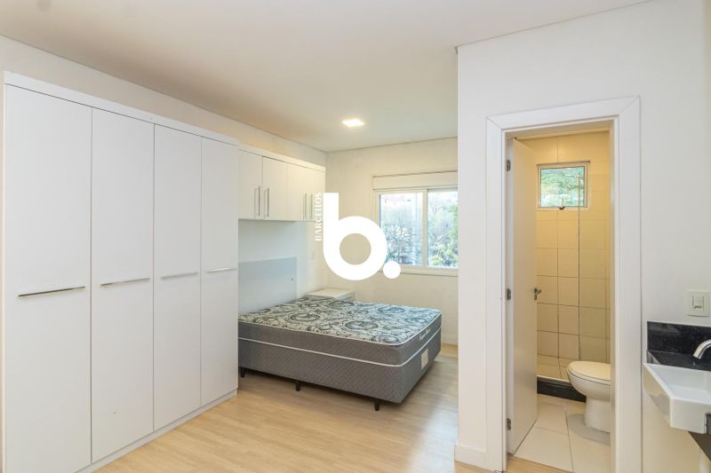 Apartamento Mobiliado de 1 Dormitório com 39m² Próximo à UFRGS no Centro Histórico