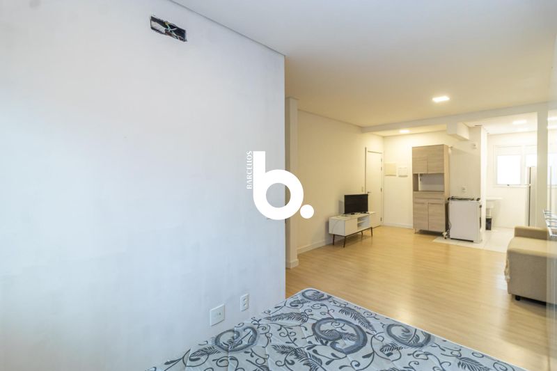 Apartamento Mobiliado de 1 Dormitório com 39m² Próximo à UFRGS no Centro Histórico