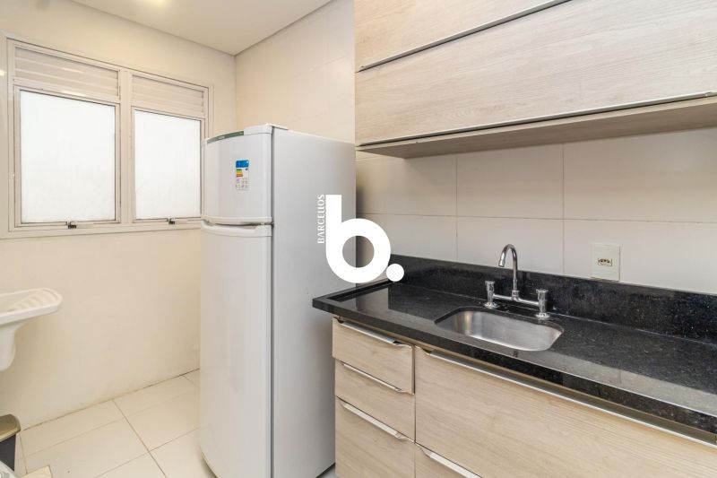 Apartamento Mobiliado de 1 Dormitório com 39m² Próximo à UFRGS no Centro Histórico