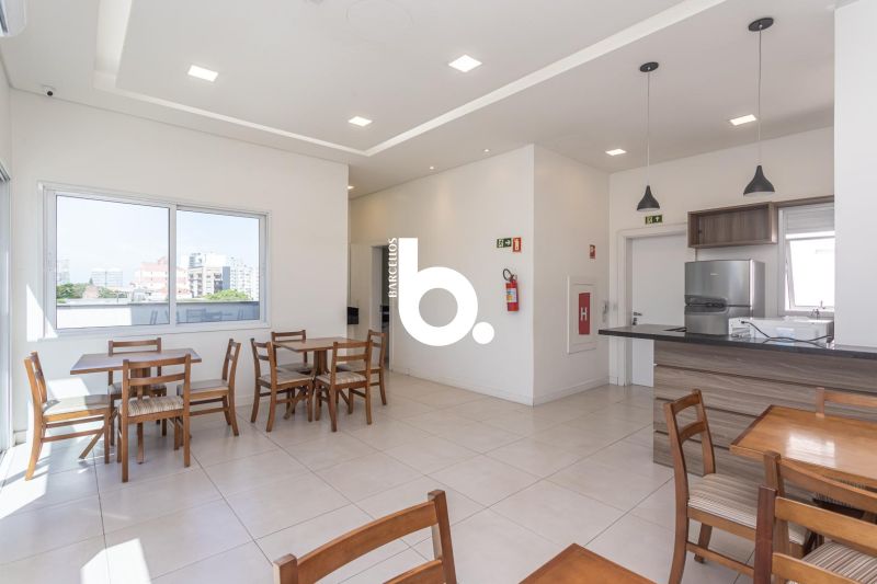 Apartamento Mobiliado de 1 Dormitório com 39m² Próximo à UFRGS no Centro Histórico