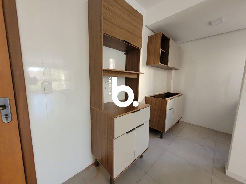 Apartamento 45m² com 1 vaga de garagem e excelente localização próximo à Av. Ipiranga