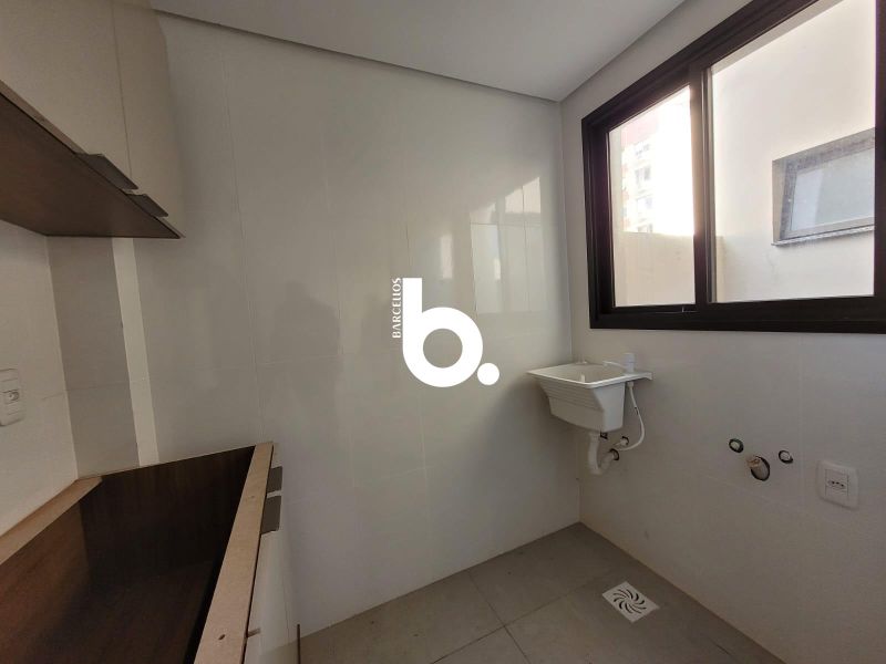 Apartamento 45m² com 1 vaga de garagem e excelente localização próximo à Av. Ipiranga
