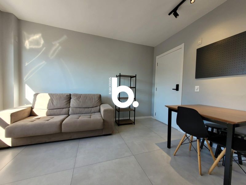 Apartamento Mobiliado de 1 Dormitório ao Lado da PUC com Infraestrutura Completa