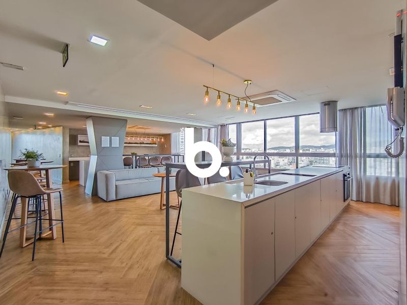 Loft Finamente Mobiliado em Frente ao Parque da Redenção | Rooftop, Piscina e Infraestrutura Completa