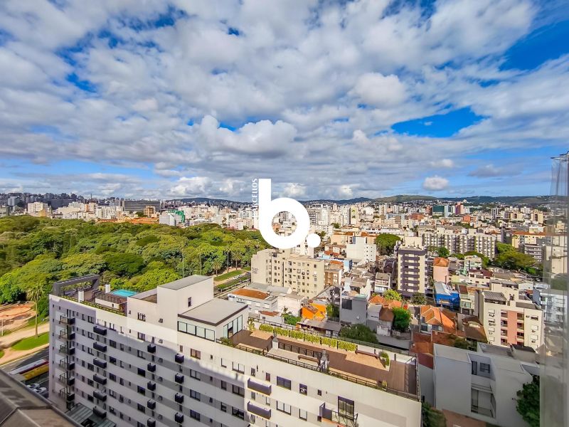 Loft Finamente Mobiliado em Frente ao Parque da Redenção | Rooftop, Piscina e Infraestrutura Completa