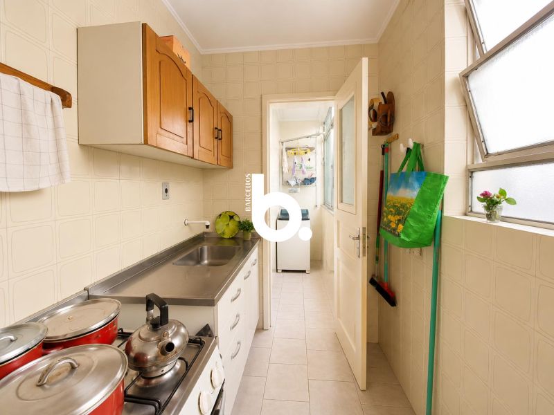 Apartamento mobiliado com 1 dormitório próximo à Redenção | 42 m² | Cidade Baixa